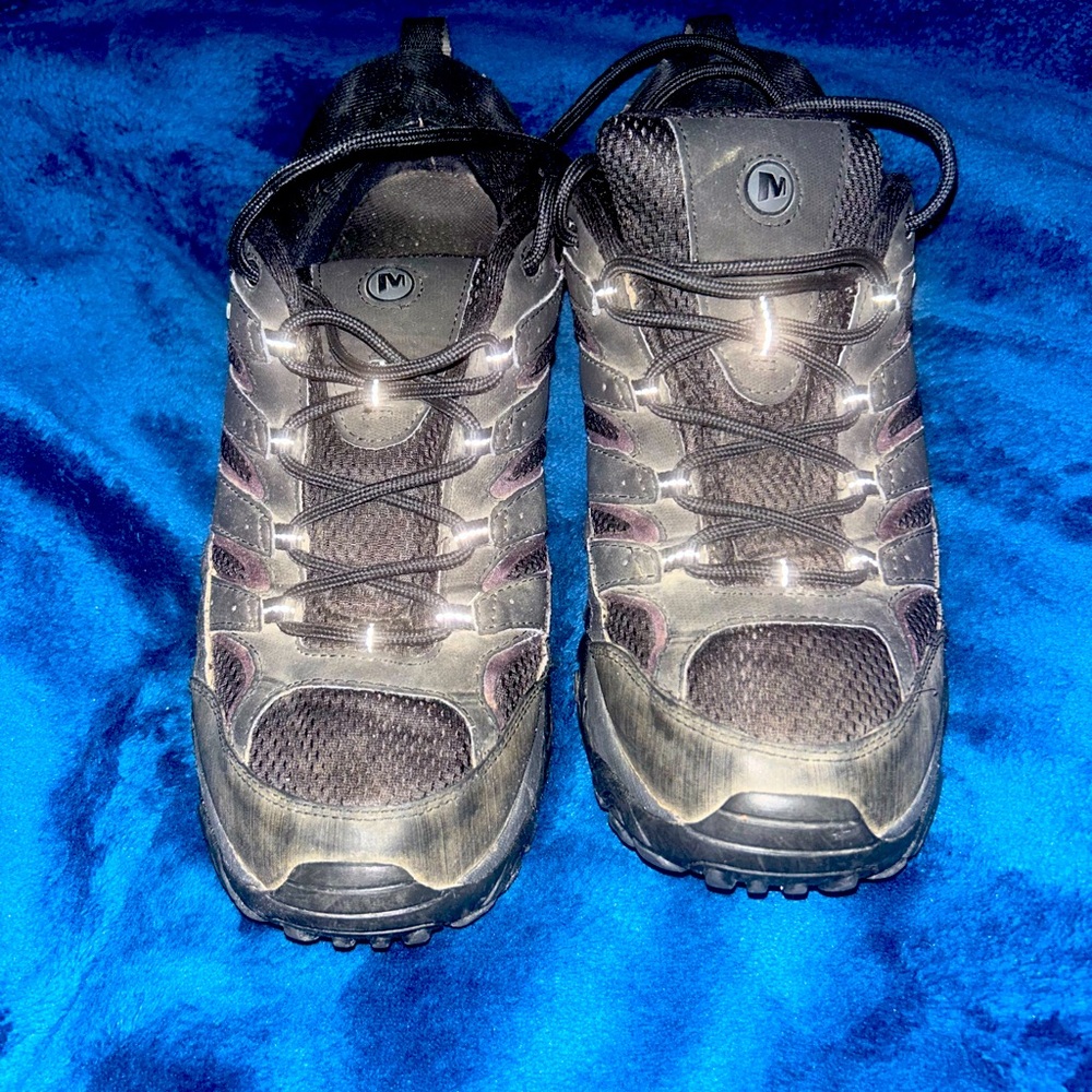 Merrell Black Sneakers Rugged Design Sturdy Sole